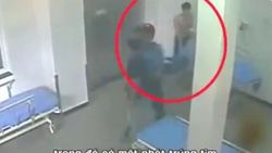 Vietnam'da bir kişi yaraladığı genci hastanede öldürdü