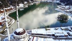 Uzungöl karlar altında