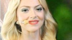 Hadise: Patron Acun ona sorun