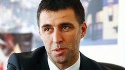 Hakan Şükür'e Cumhurbaşkanına hakaretten dava açıldı
