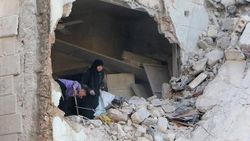 Halep'e hava saldırısı: 30 ölü 70 yaralı