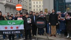 Avusturya’da Halep protestosu