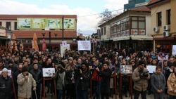 Makedonya'da Halep'e destek mitingi