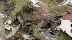 Erzurum'da tarihi hamam çürümeye terk edildi