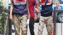 Sevdiği kızın nişan kıyafetini çaldı