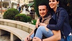 Hatice Şendil ile Burak Sağyaşar'ın Fransa tatili