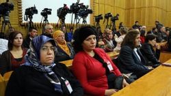 Asker ve polis yakınları HDP grubunda
