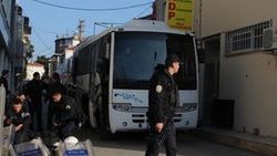 HDP'liler askeri araca saldırdı