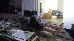 Helyum gazı patladı, ev savaş alanına döndü