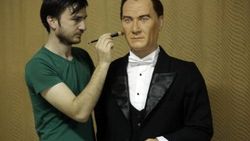 Çorumlu heykeltraş balmumundan Atatürk heykeli yaptı