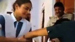 Hindistan'da tacizciye dayak kamerada