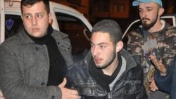 Gençler 1,5 kilo altın çalan hırsızı yakaladı