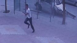 Konya'da bir hırsız çaldığı araçla kaza yapınca kaçtı İZLE