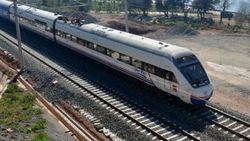 Ankara-İstanbul hızlı treninin açılış tarihi belli oldu