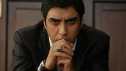 Polat Alemdar'a yurt dışı göründü