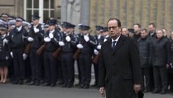 Charlie Hebdo saldırısında ölen polislere tören