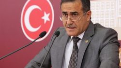 İhsan Özkes: Söz verdim konuşamam