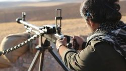 Kobani'nin yüzde 80'i YPG'nin eline geçti