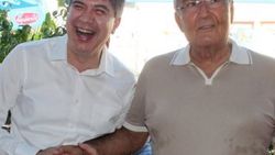 Menderes Türel'den Baykal'a bayram jesti