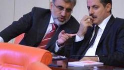 İki bakan hakkındaki gensoru önergesi reddedildi