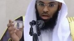 Arabistanlı imam El Hayberi dünya dönmüyor dedi