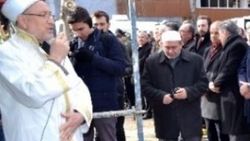 İmamın 'vakti gelmişti' sözü cemaati kızdırdı