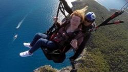 Engelli İngiliz'in yamaç paraşütü keyfi