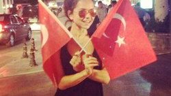 İnna'dan Ebru Gündeş şarkısı