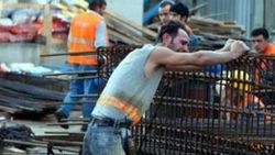 Belgesiz işçi çalıştıranlara ceza geliyor