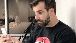 Kaş hareketleriyle oynanan iPhone X oyunu İZLE