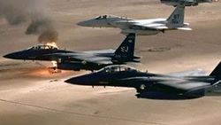 Irak ordusu IŞİD'in işgal ettiği Türkmen bölgesini vurdu