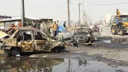 Irak kan gölüne döndü