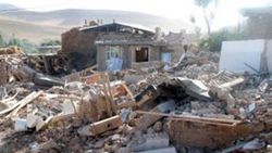 İran'da bir günde 43 deprem meydana geldi