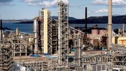 İran'da petrokimya tesisinde yangın