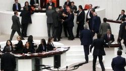 Vekillerin belaltı konuşmaları Meclis tutanaklarında