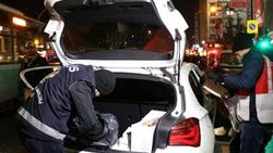 İstanbul'da polisten 'huzur' denetimi
