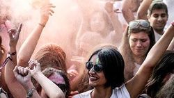İstanbul'da Holi Festivali