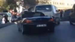 İstanbul'da lüks otomobille tehlikeli hareketler