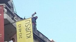 İstiklal Caddesi'nde intihar girişimi