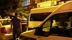İzmir'de SDP binasına operasyon: 4 gözaltı