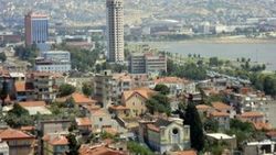 İzmir'in yüzde 85'ine kentsel dönüşüm gerekli