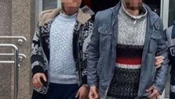 İzmir'de okulun demir kapısını çalan 2 kişi tutuklandı