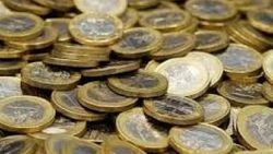Terk edilmiş evde 25 kilo bozuk para bulundu