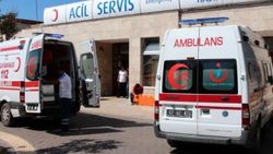 Başhekim yardımcısı makamında bıçaklı saldırıya uğradı