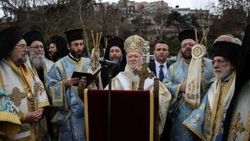 Rus kiliselerinde Fener Rum Patrikhanesi anılmayacak