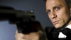 James Bond geri dönüyor