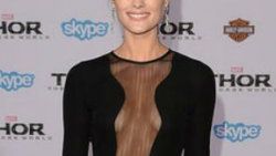 Jaimie Alexander'in cesur kıyafeti - izle