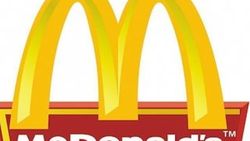 Japonyalı çocuğun McDonald’s yemeğinden insan dişi çıktı