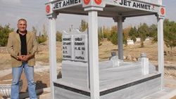 Ölmeden mezarını yaptıran Jet Ahmet hayatını kaybetti