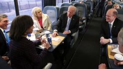 Joe Biden evine trenle döndü